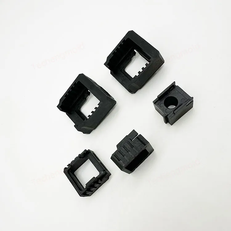 特诚科技PA66精密注塑件实拍 1